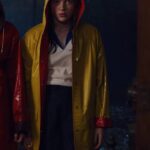 Stranger Things S04 Max Mayfield Yellow Raincoat