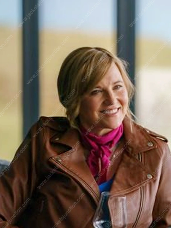 Alexa Crowe My Life Is Murder S03 Lucy Lawless Brown Leather Jacket