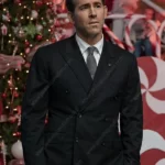 Spirited Ryan Reynolds Black Blazer