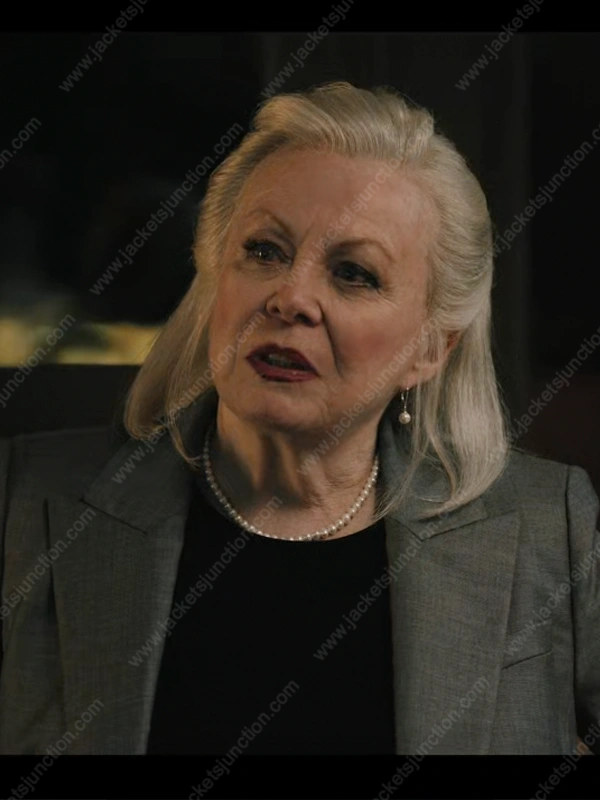 Caroline Warner Yellowstone S05 Jacki Weaver Gray Blazer