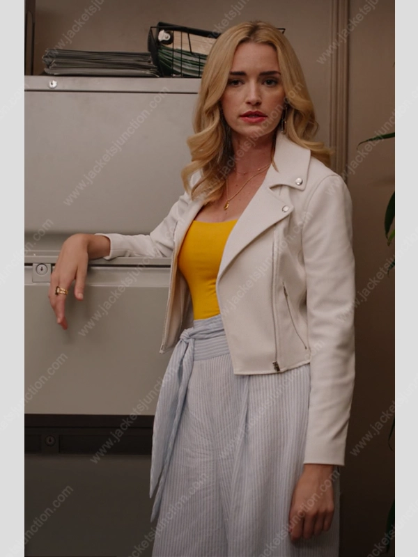 Ginny & Georgia Brianne Howey White Cropped Leather Jacket