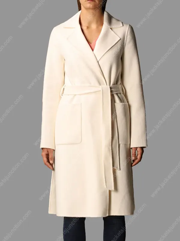 Ginny & Georgia Miller White Coat