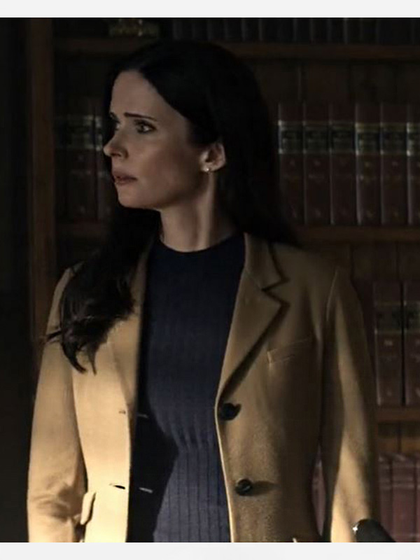 Elizabeth Tulloch Superman & Lois Brown Blazer