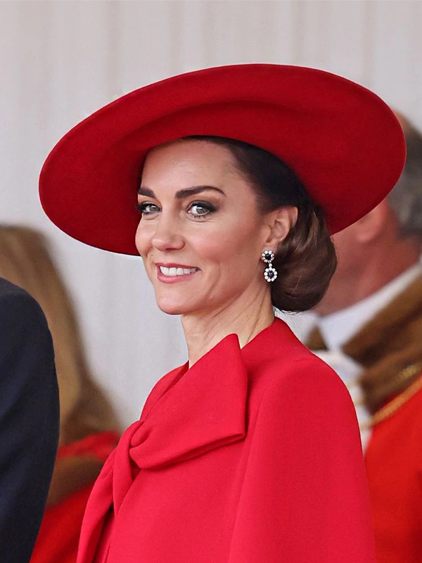 Kate Scarlet Catherine Walker Red Coat