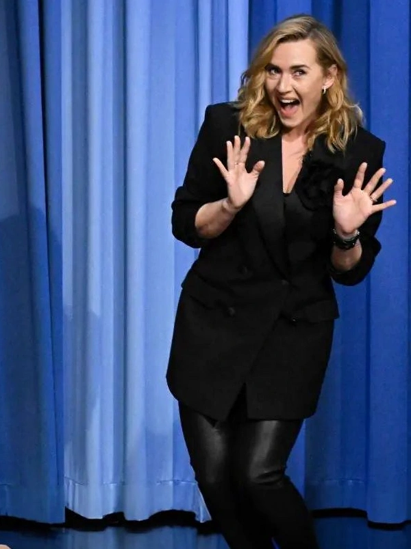 Kate Winslet Black Blazer The Tonight Show