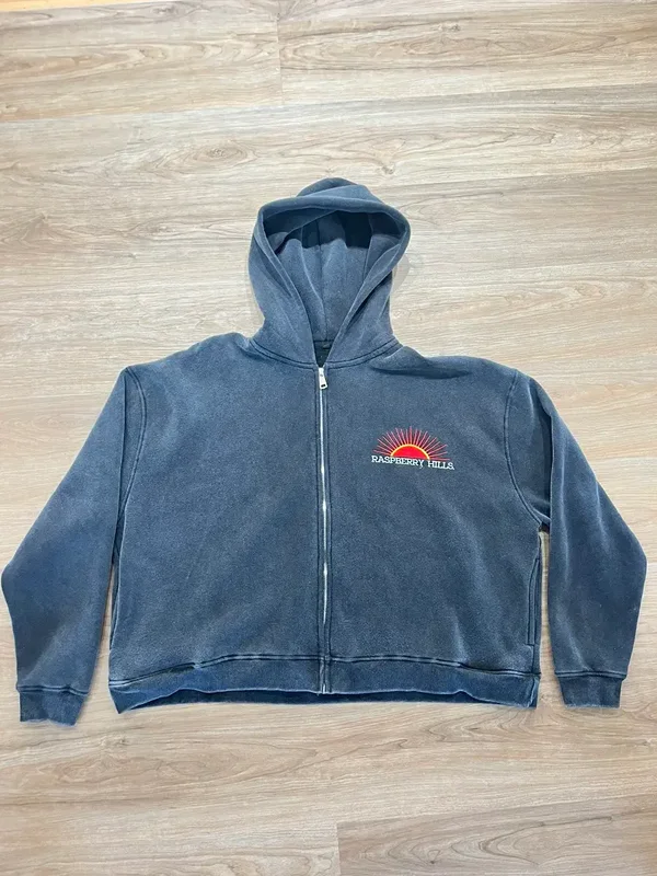 Gv Gallery Raspberry Hills Blue Zip-Up Hoodie