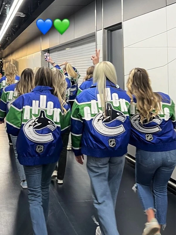 Vancouver Canucks Wag Blue & Green Jacket