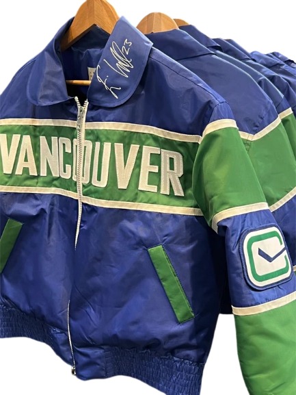 Vancouver Canucks Wag Jacket