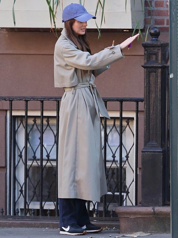 Dakota Johnson Beige Trench Coat Materialists