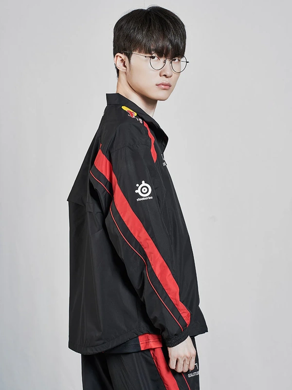 2024 T1 Jacket Black