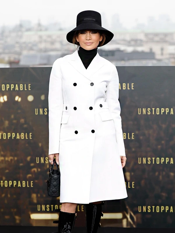 Unstoppable Premiere Jennifer Lopez White Trench Coat