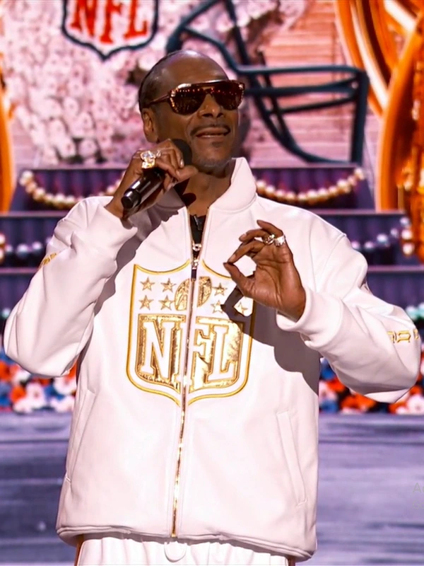 14th Annual NFL Honors Snoop Dogg White Tracksuit