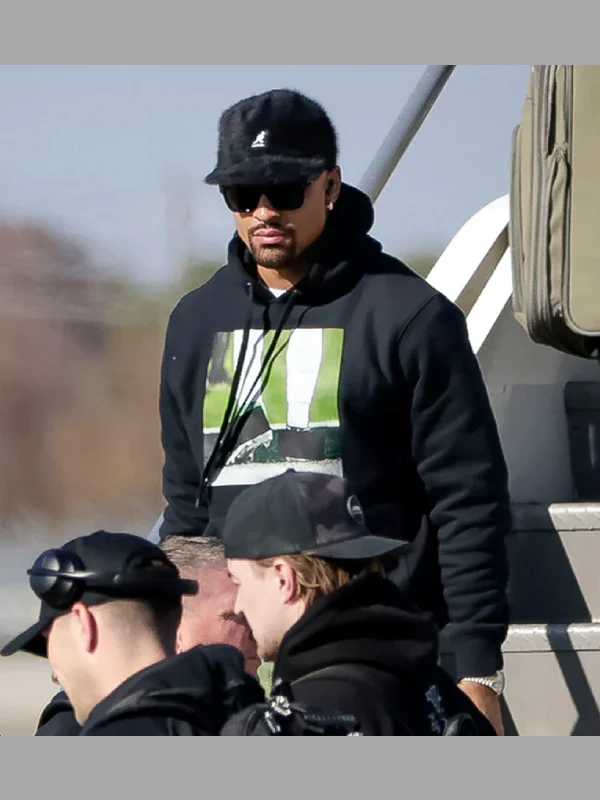 Super_Bowl_LIX_Arrivals_Eagles_Jalen_Hurts_Black_Hoodie